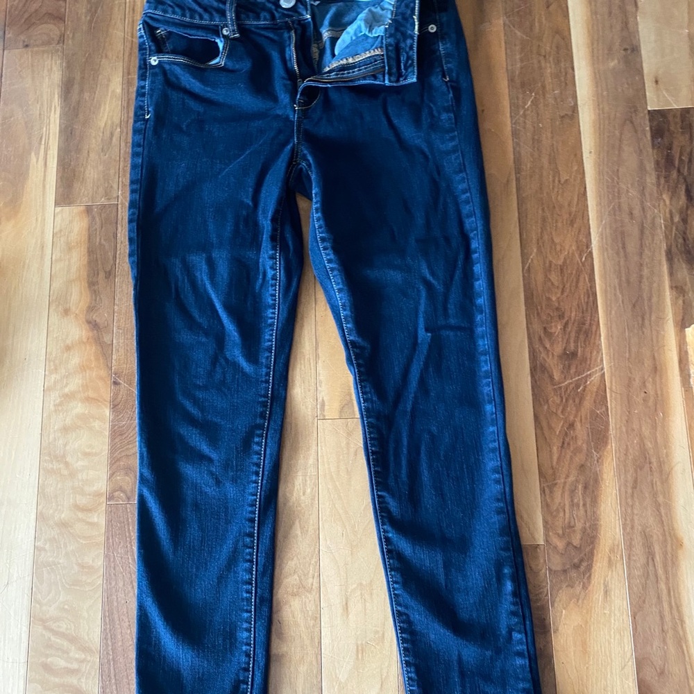 AE high rise skinny  jeans 8 short super stretch